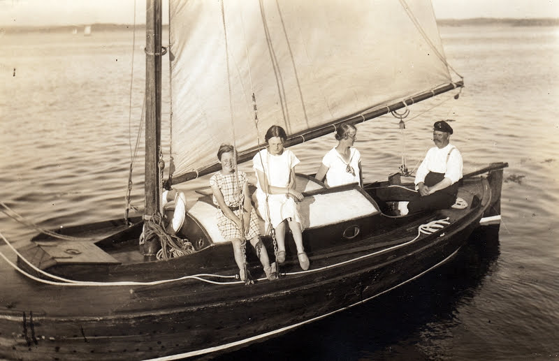 https://www.ssfram.com//explorer/images/Sailing%20Boy%201922.jpg